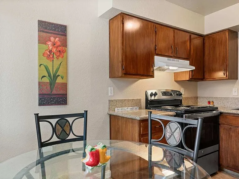 Greenville Park Kitchen Kitchen