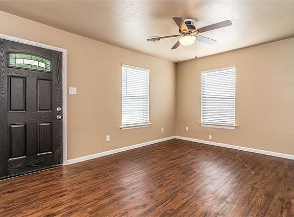 5th image of 1202 1st Ave