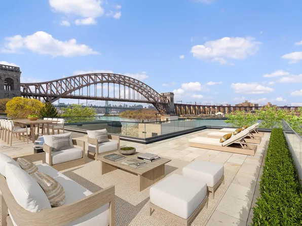 18-11 21st Drive image 5 of 7