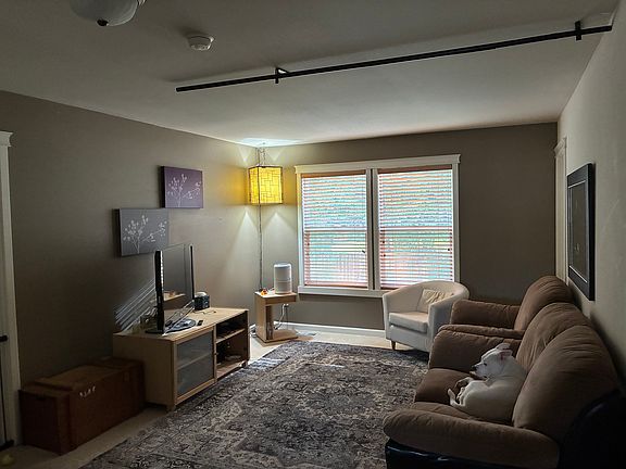 4th image of 24233 237th Way SE