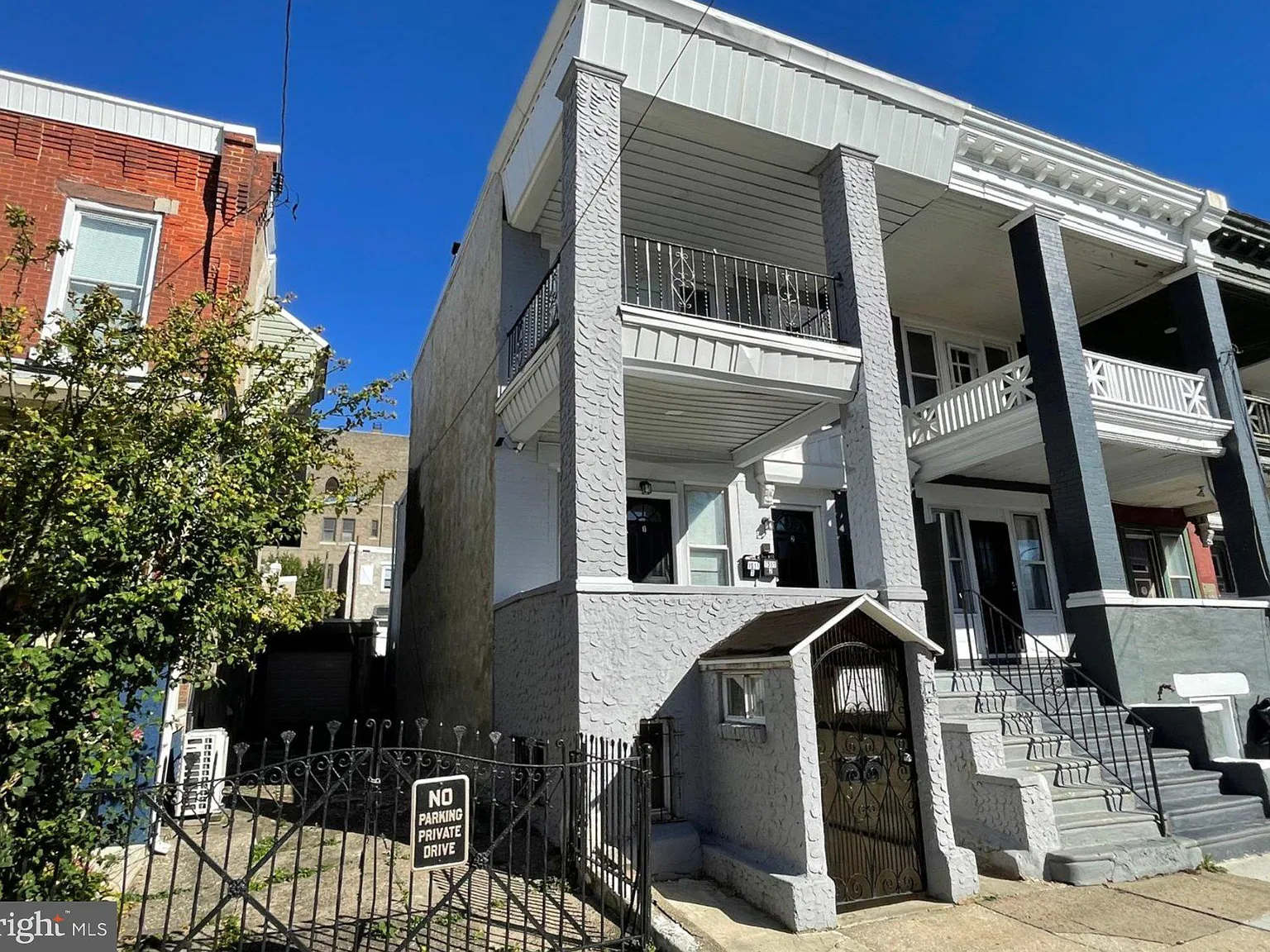 2 bed, 1.0 bath, 1900 sqft, $1,499 — Photo 2