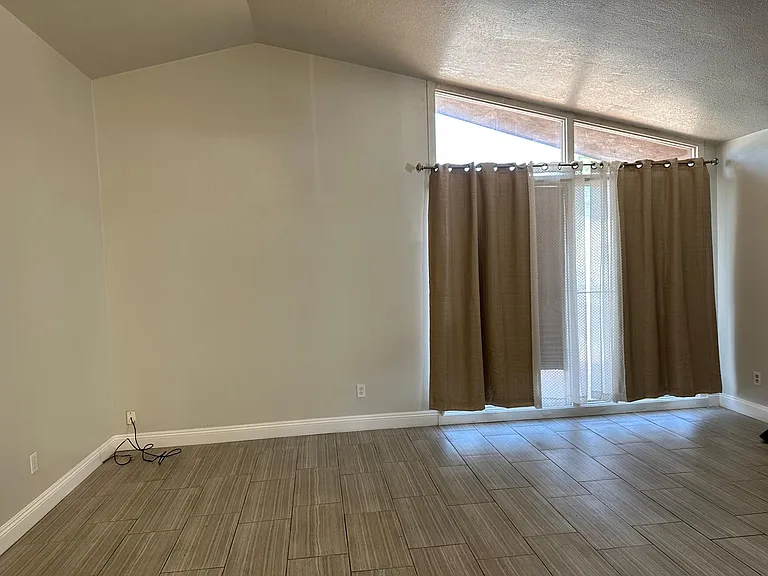 1728 S Tuxedo Ave #1728 — Photo 11
