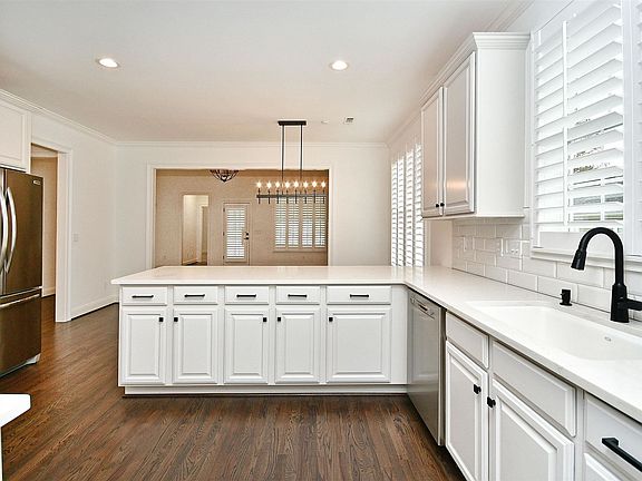 4th image of 101 Cravens Creek Ct
