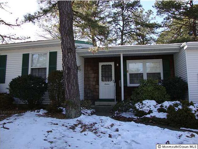 1st image of 16 Norwalk Avenue
