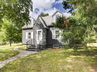 401 NE 7th St, Grand Rapids, MN 55744