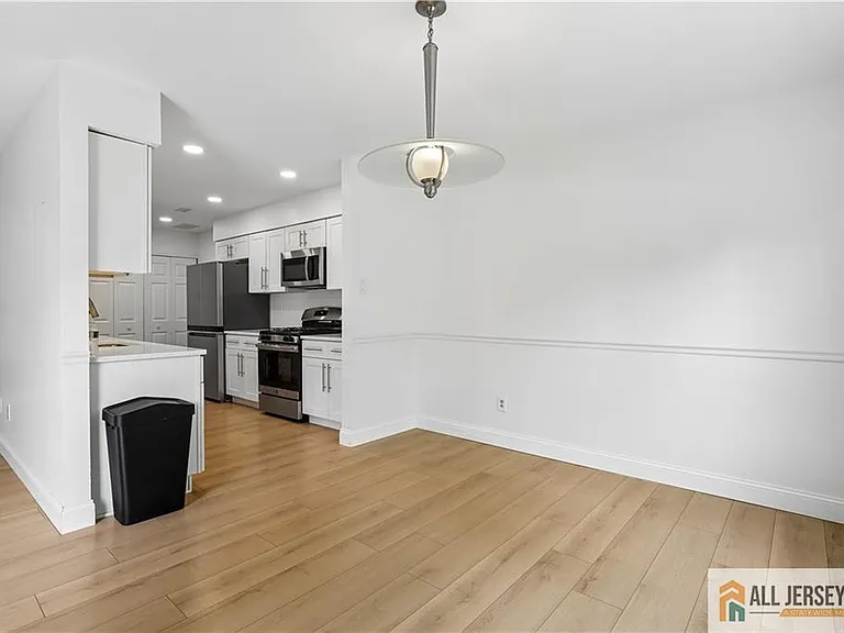 1 Brookline Ct #C — Photo 9