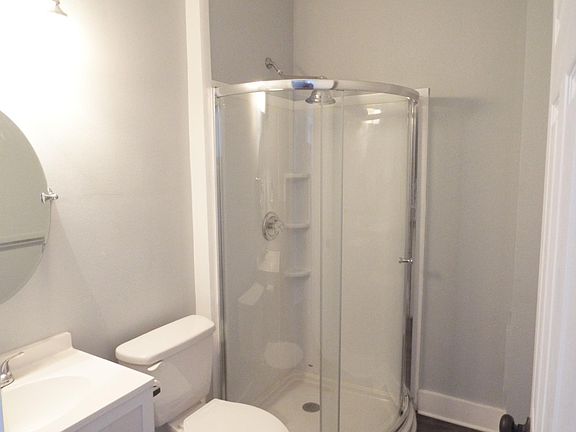 5th image of 617 9th St N APT 2