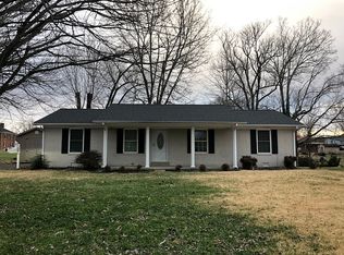 700 N Main St, Burkesville, KY 42717