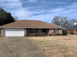 9705 Fairway Dr, Foley, AL 36535