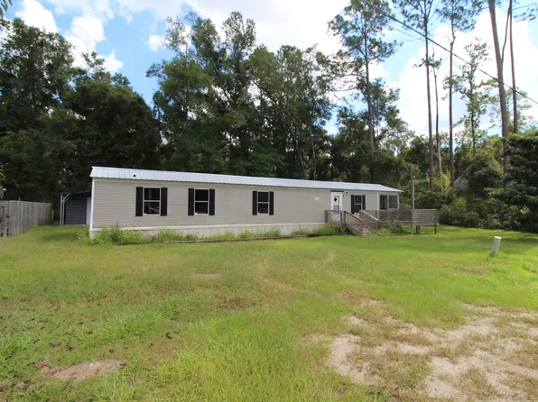 39 Klickitat Dr, Crawfordville, FL 32327