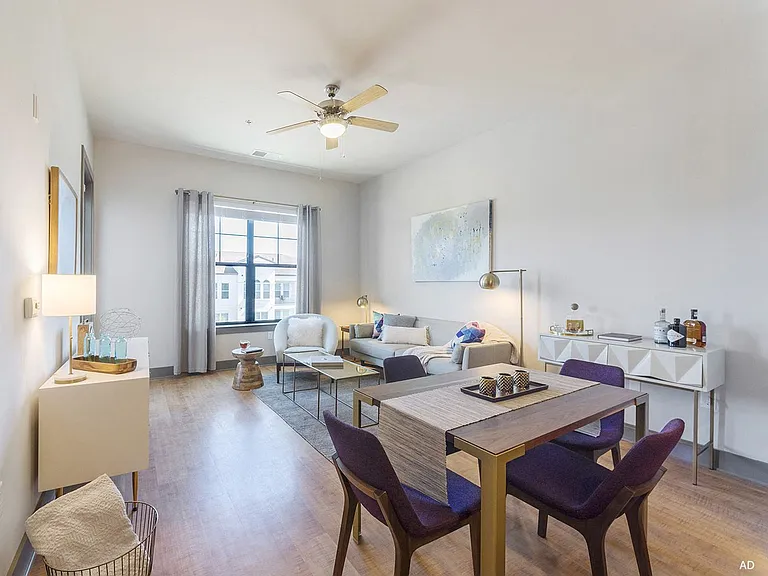 The Addison Apartments — Photo 6