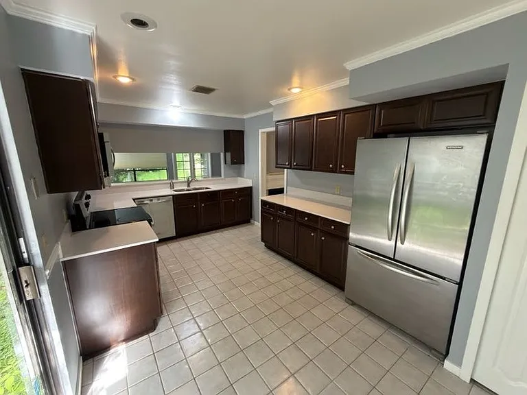 2620 Bent Hickory Cir — Photo 5
