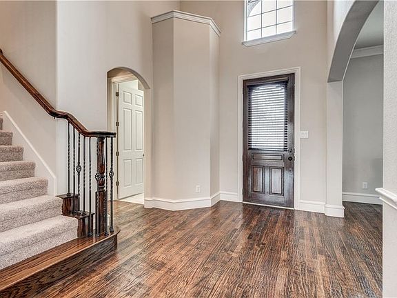 2nd image of 5125 San Gabriel Ave