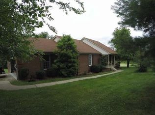 2714 Pea Ridge Rd, Waddy, KY 40076