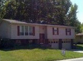 4144 Elkhart Lake Rd, Saint Charles, MO