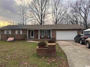 500 S Dean St, Royalton, IL 62983