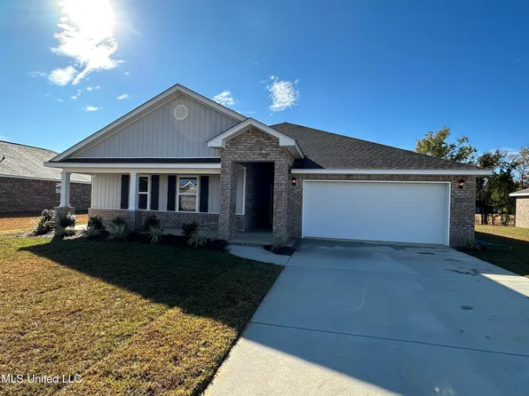 15333 Leighwood Ln, Biloxi, MS 39532