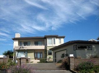 3340 Highland Dr, Carlsbad, CA 92008