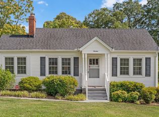 19 Amber Dr, Greenville, SC 29607