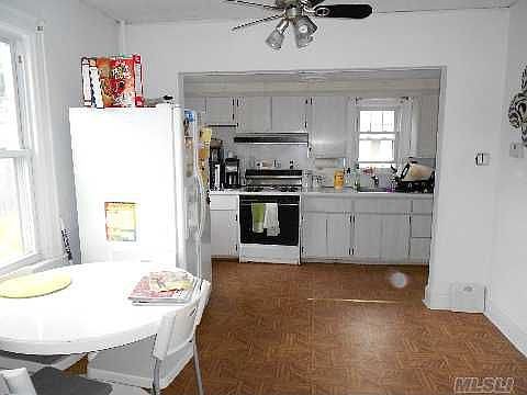 2nd image of 1344 Star Ave