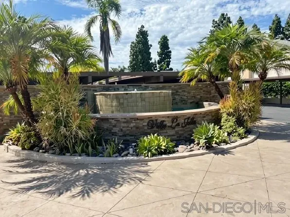 8524 Via Mallorca Unit G, La Jolla, CA 92037