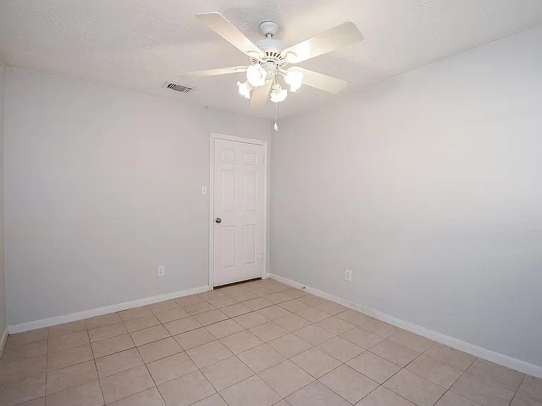 14418 Royal Hill Dr — Photo 22
