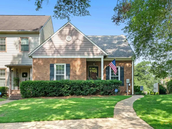 4644 Round Forest Dr, Birmingham, AL 35213