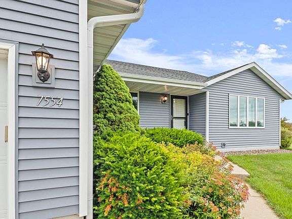5th image of 7554 N Orchard View Dr