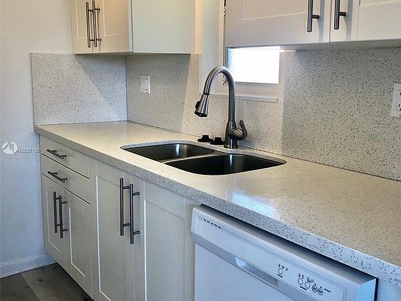 4th image of 2690 SW 22nd Ave APT 409
