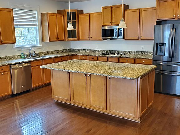 5th image of 5603 Spriggs Meadow Dr