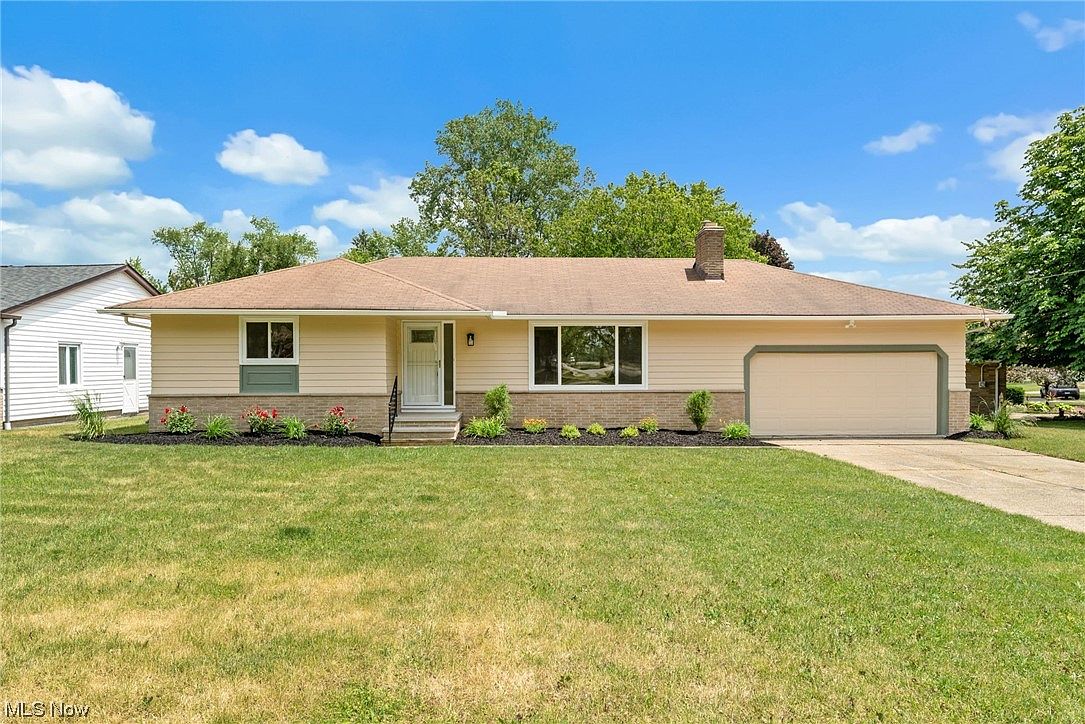 7413 Ward Rd, Parma, OH 44134 Zillow