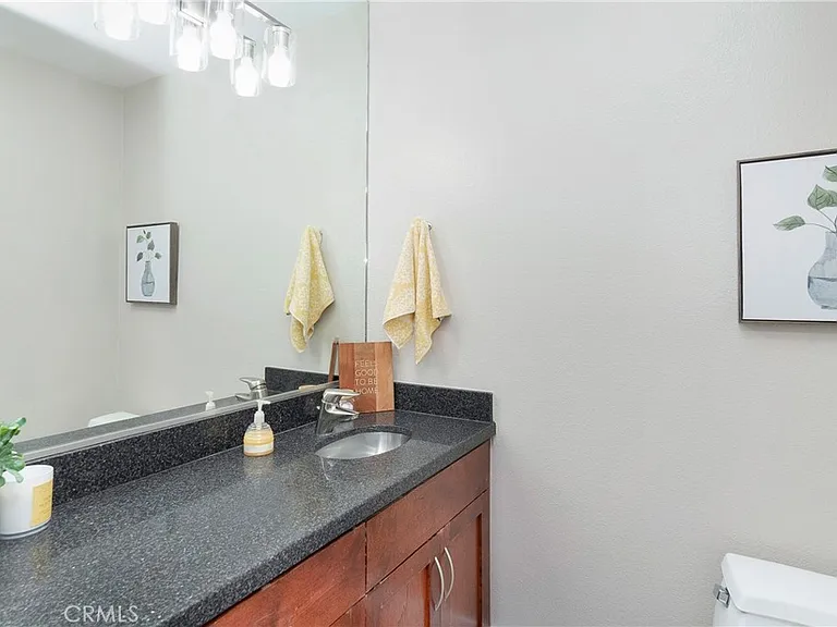 419 Fleming Ave — Photo 12