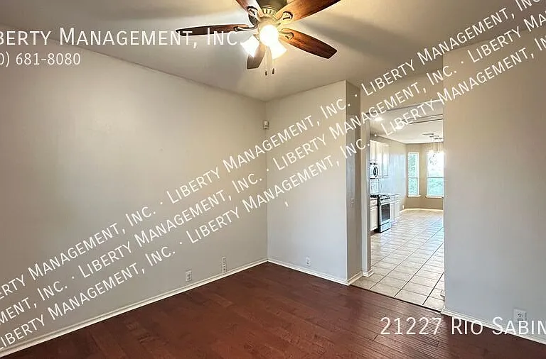 21227 Rio Sabinal — Photo 4