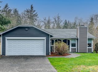 5230 Hillandale Ct E, Pt Orchard, WA 98366