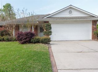 2302 Old Oak Ln, Kingwood, TX 77339