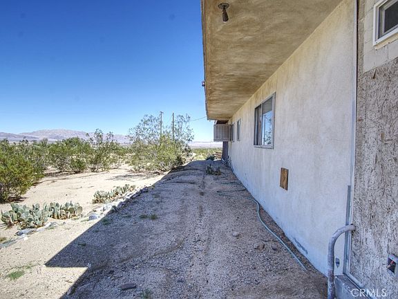 5th image of 80422 Baseline Rd