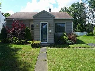 1st image of 255 Hazeltine Ave