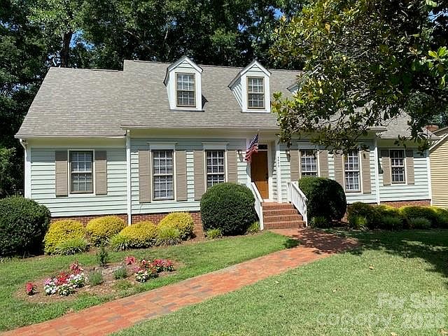 1st image of 6632 Summer Darby Ln