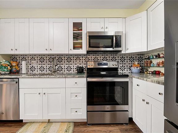 3rd image of 2755 Horseshoe Ct #P-7