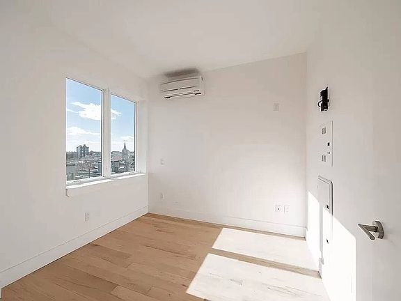 2nd image of 200 Linden Blvd #4D