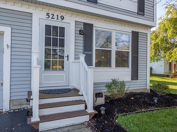3rd image of 5219 Gillette Ave