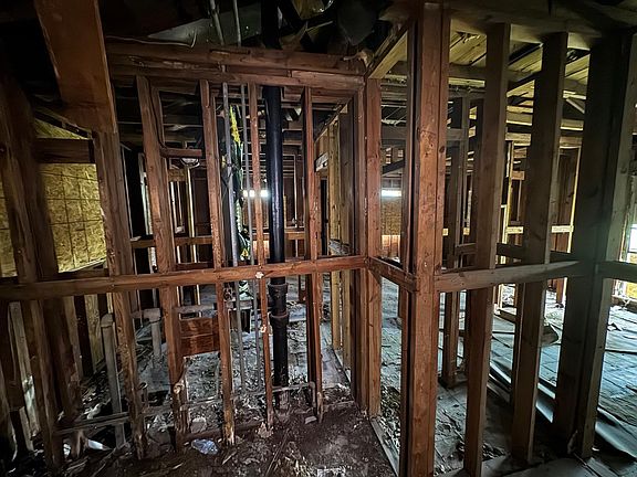 2nd image of 8503 Berndale St