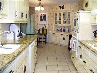 1st image of 4108 Woodcastle Ct