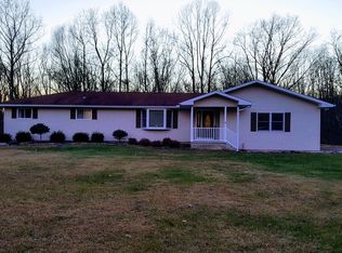 106 Sandy Ln, Stroudsburg, PA 18360