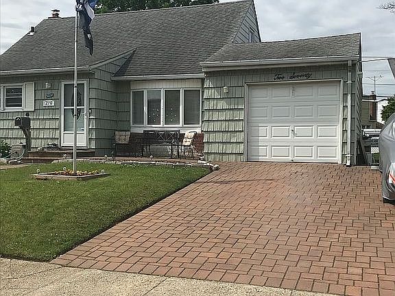 2nd image of 270 Andrew Ave
