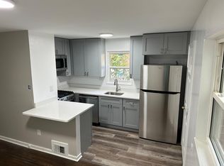 2240 Mary Baldwin Dr #1, Alexandria, VA 22307
