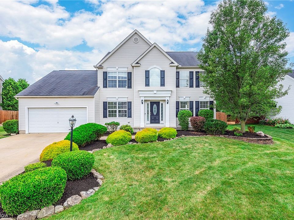 1st image of 4736 Stockbridge Dr