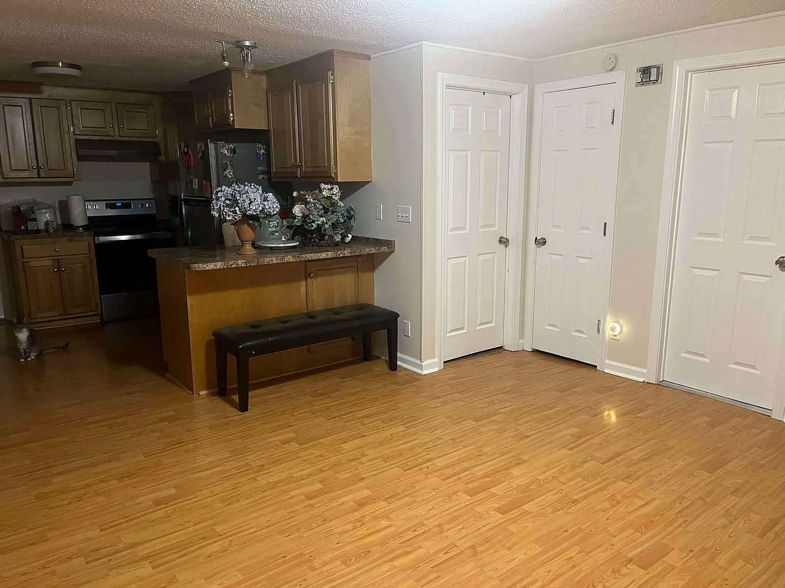 216 Hall Ave — Photo 3