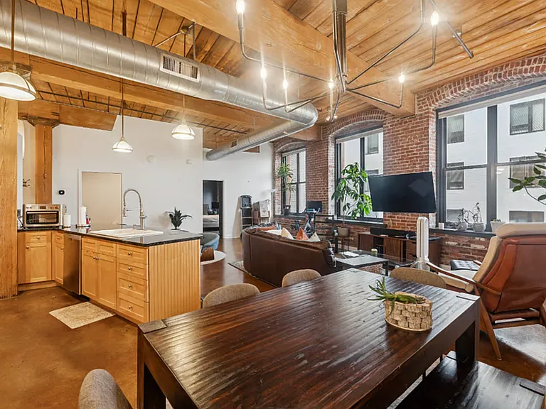 Nice dining area