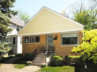 2016 Grant St, Evanston, IL 60201